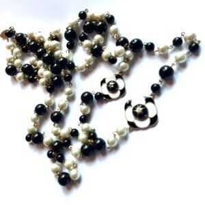 Misasha Pearl Black Bead Magnolia Long Sautoir Necklace